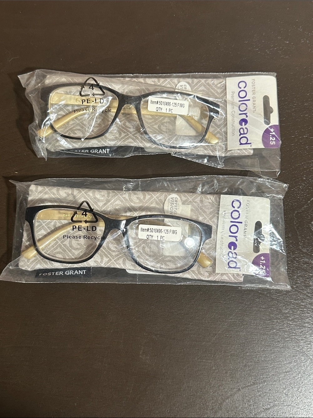 NWT Foster Grant Coloread Reading Glasses +1.25 in Black and Beige - Set of 2